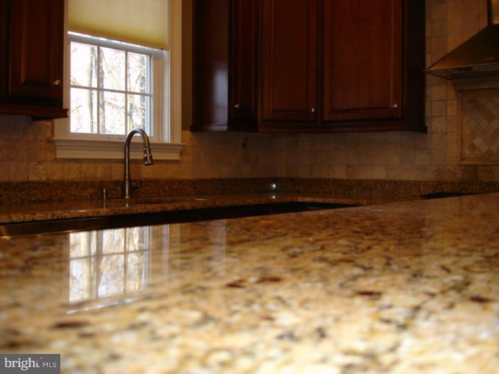 2139 Berks Road Lansdale, PA 19446 - Photo 5 of 14 Gallery Image 5