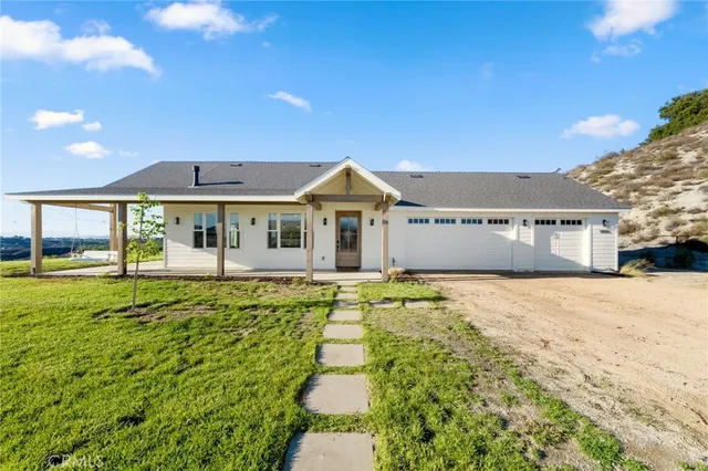 $1,799,999 | 41950 Calle La, Temecula, CA 92592