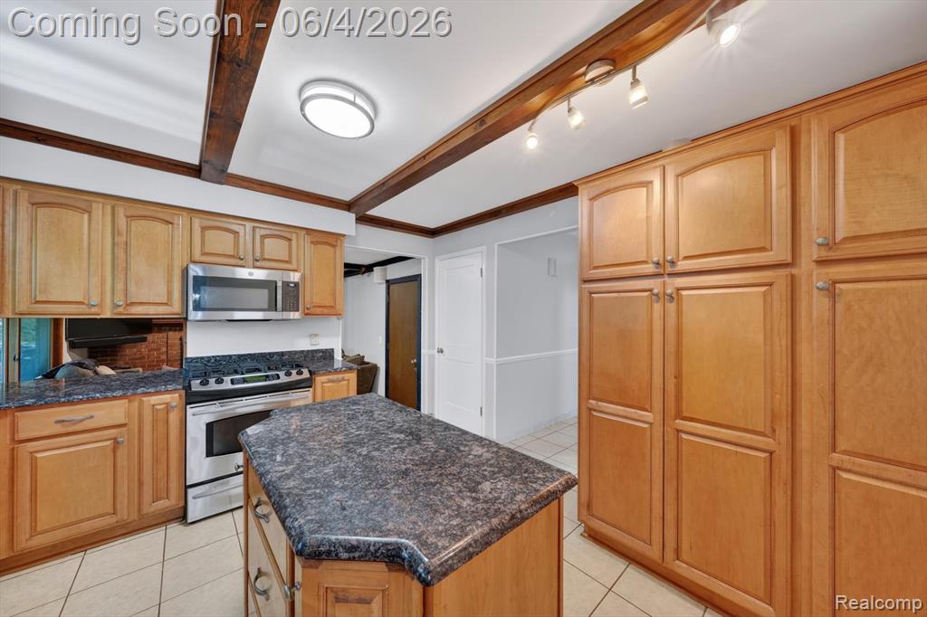 5469 Pheasant Run Road Clarkston, MI 48346 - Photo 12 of 36
