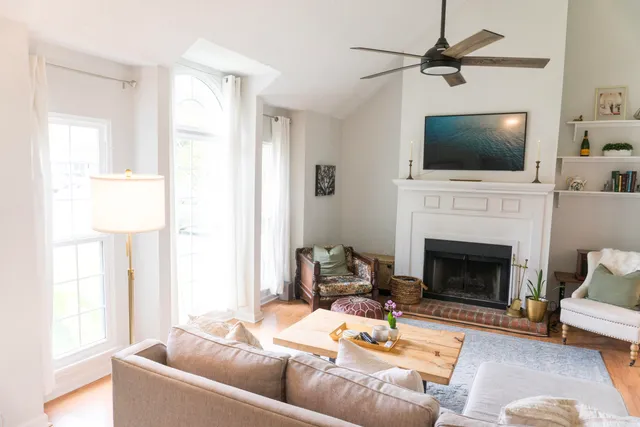 $3,200 | 827 Harbor Pl Drive, Charleston, SC 29412