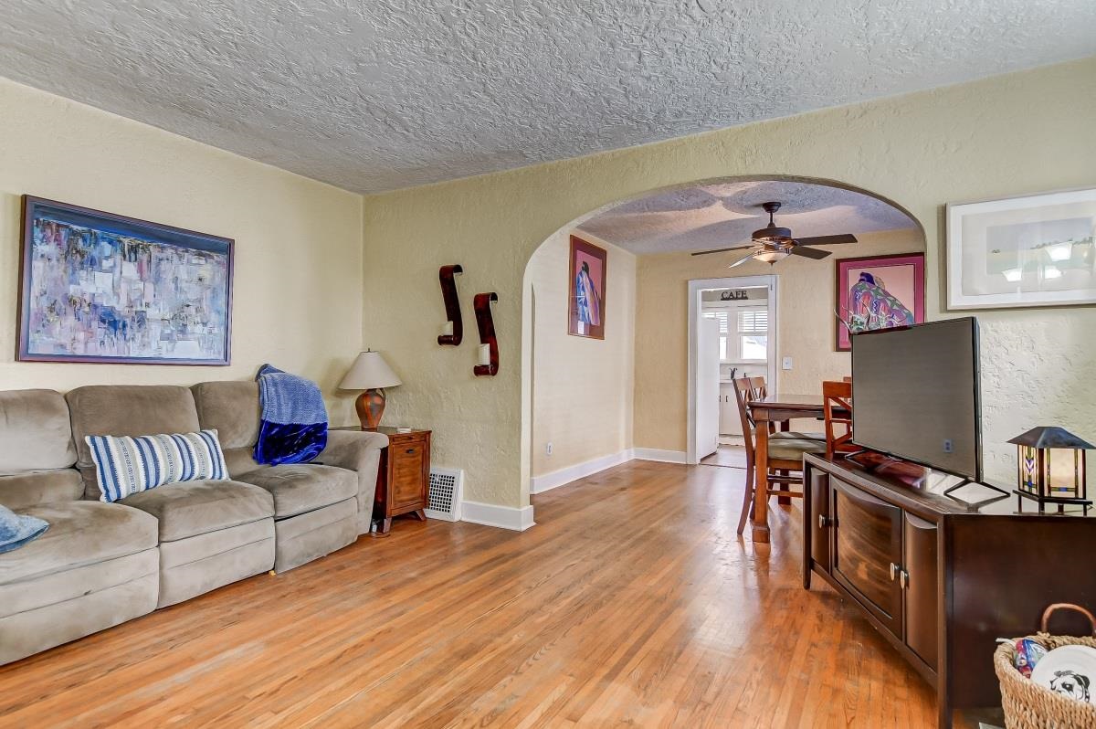 2028 South State Street Springfield, IL 62704 - Photo 4 of 27