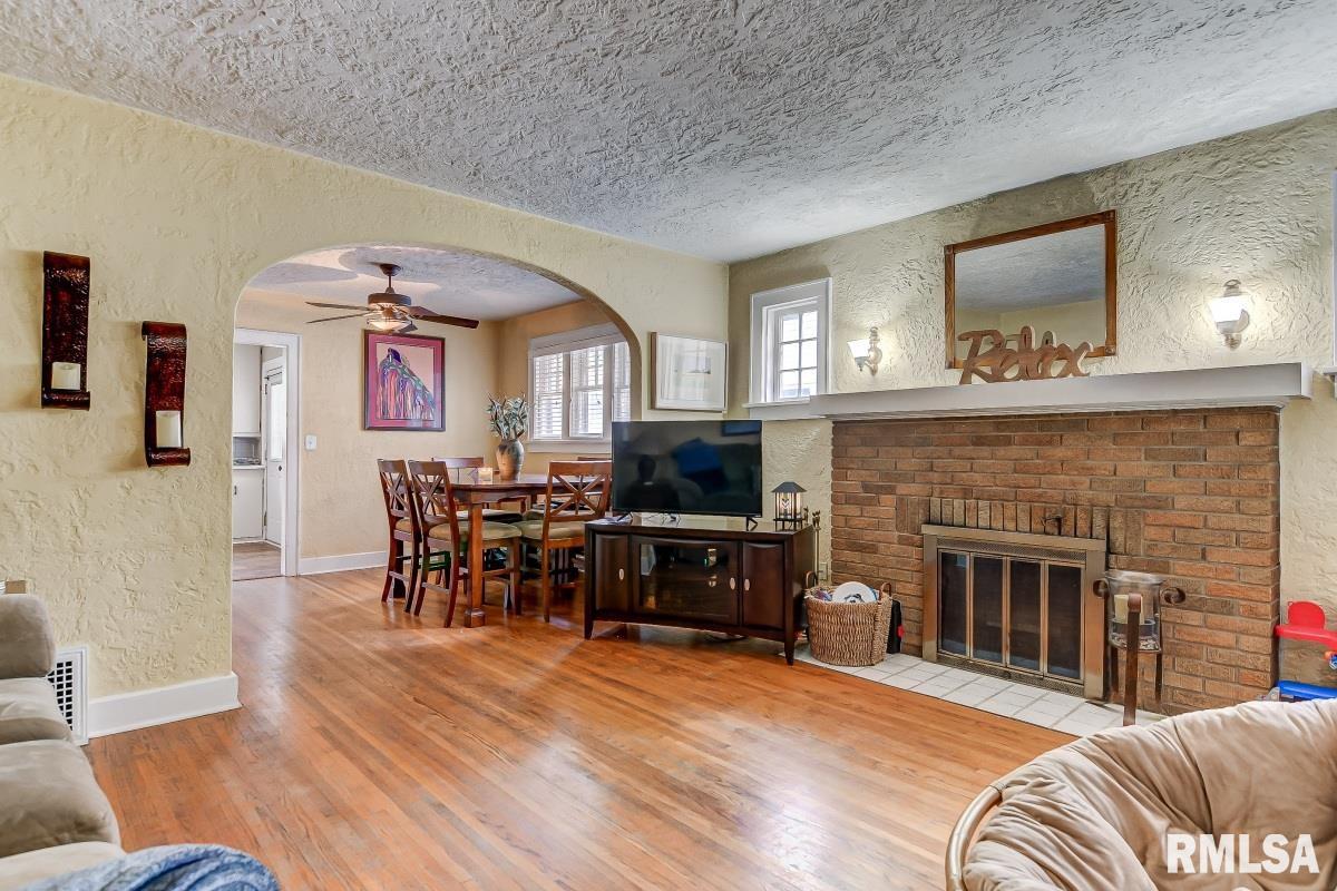 2028 South State Street Springfield, IL 62704 - Photo 6 of 27