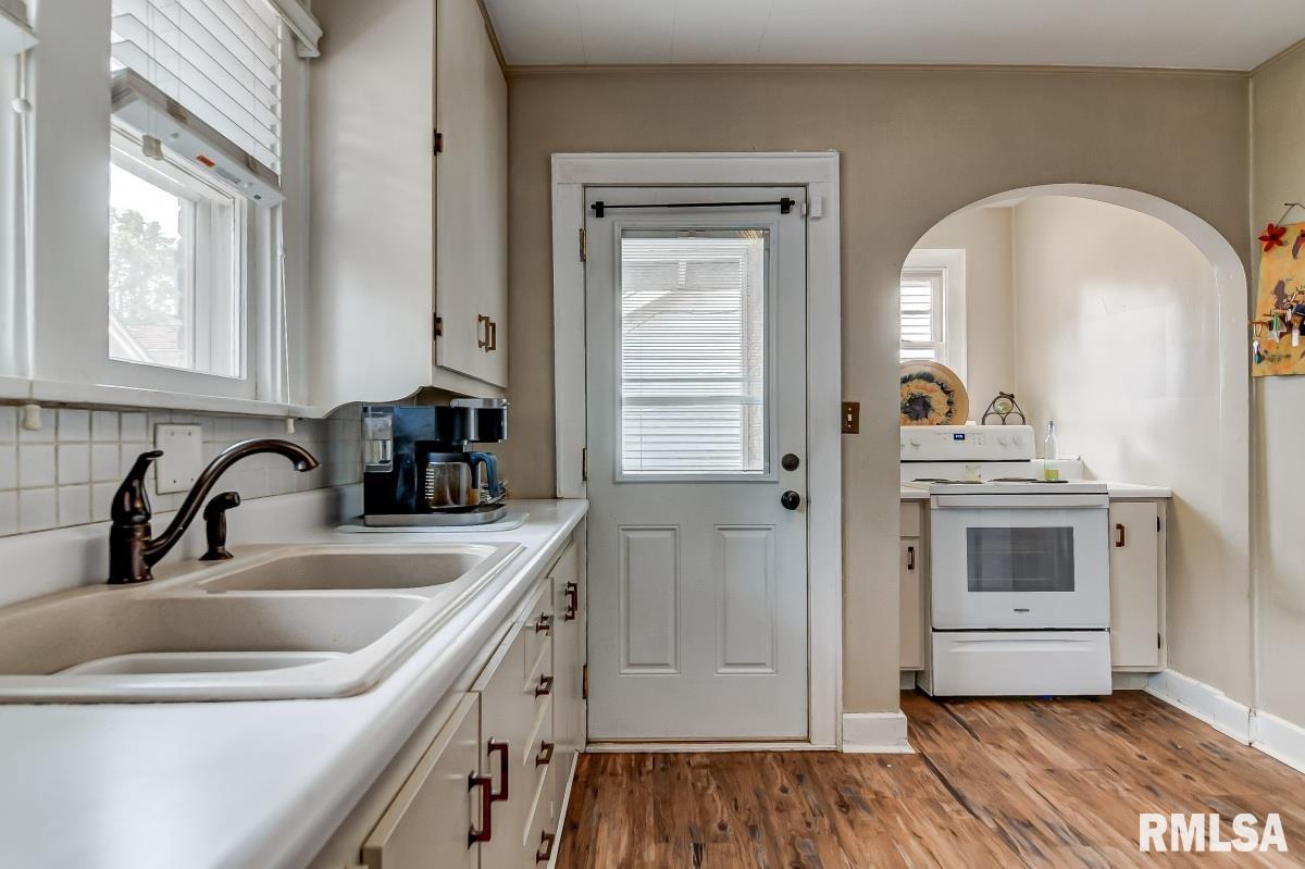 2028 South State Street Springfield, IL 62704 - Photo 10 of 27