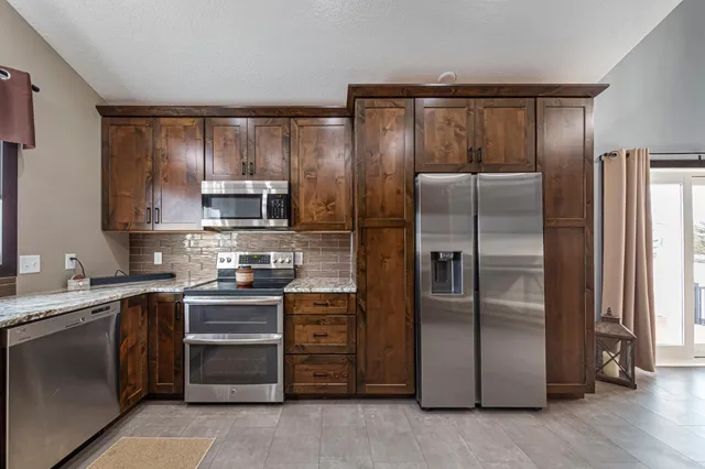 $460,000 | 2214 Hulett Avenue, Faribault, MN 55021