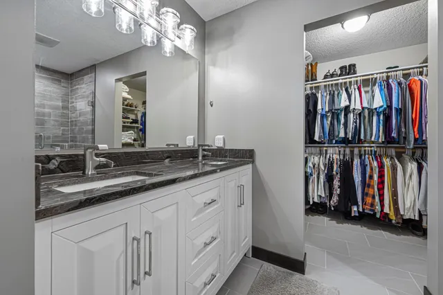 $460,000 | 2214 Hulett Avenue, Faribault, MN 55021