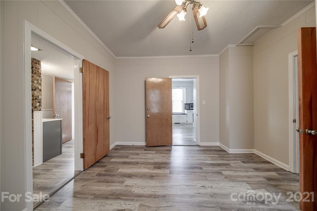 115 Falls Road Badin, NC 28009 - Photo 20 of 32 Gallery Image 20