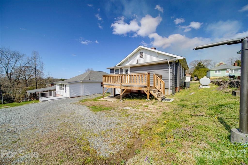 115 Falls Road Badin, NC 28009 - Photo 26 of 32 Gallery Image 26
