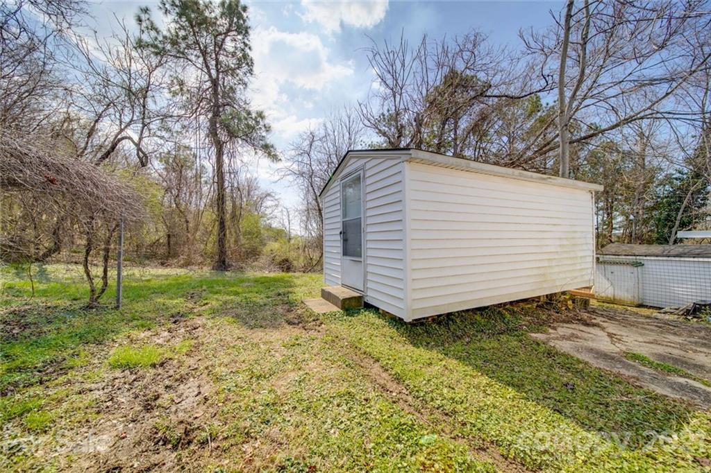 115 Falls Road Badin, NC 28009 - Photo 32 of 32 Gallery Image 32