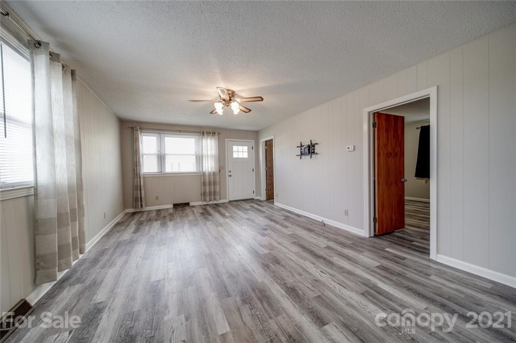 115 Falls Road Badin, NC 28009 - Photo 7 of 32 Gallery Image 7