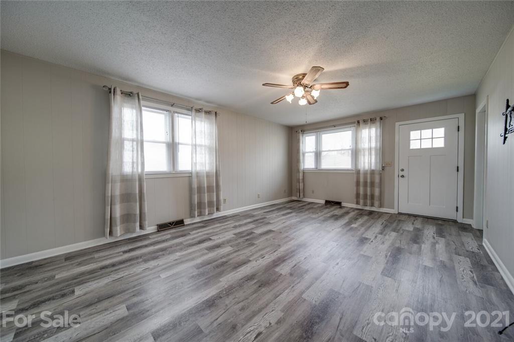 115 Falls Road Badin, NC 28009 - Photo 8 of 32 Gallery Image 8