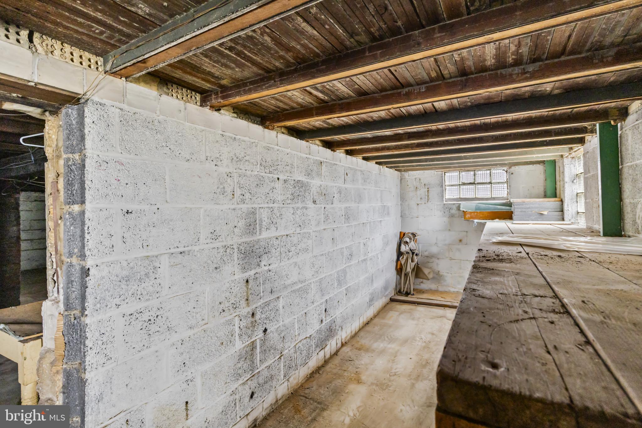 7627 Carson Avenue Baltimore, MD 21224 - Photo 25 of 38