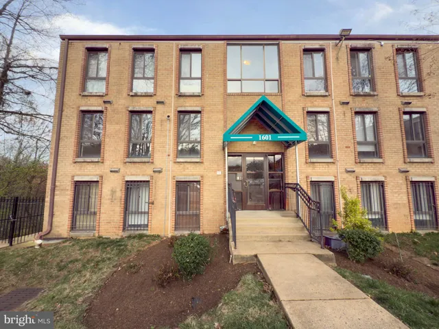 $224,950 | 1601 Gainesville Street Southeast, Unit 201, Washington, DC 20020