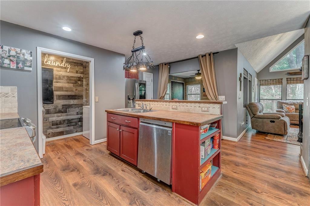 264 Fox Den Circle Jasper, GA 30143 - Photo 7 of 57