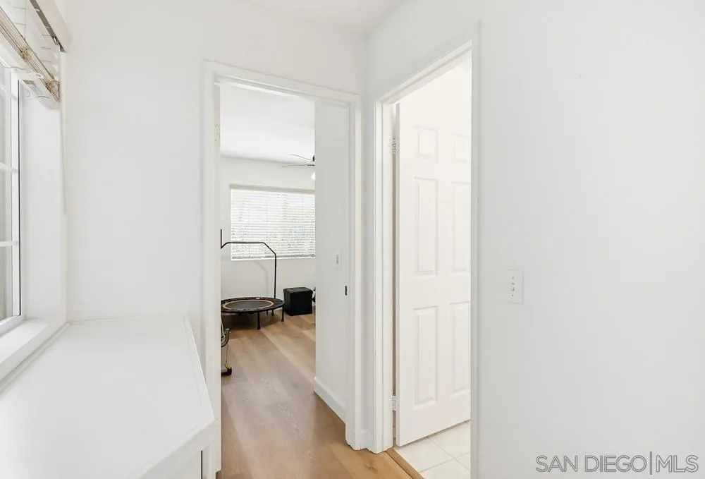 2501 Columbine Road Alpine, CA 91901 - Photo 19 of 44 a view of a hallway with closet