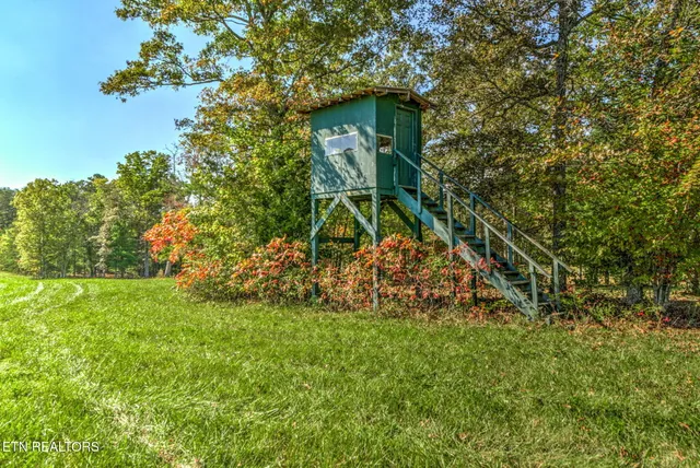 $275,000 | 1423 Meister Hills Road, Deer Lodge, TN 37726