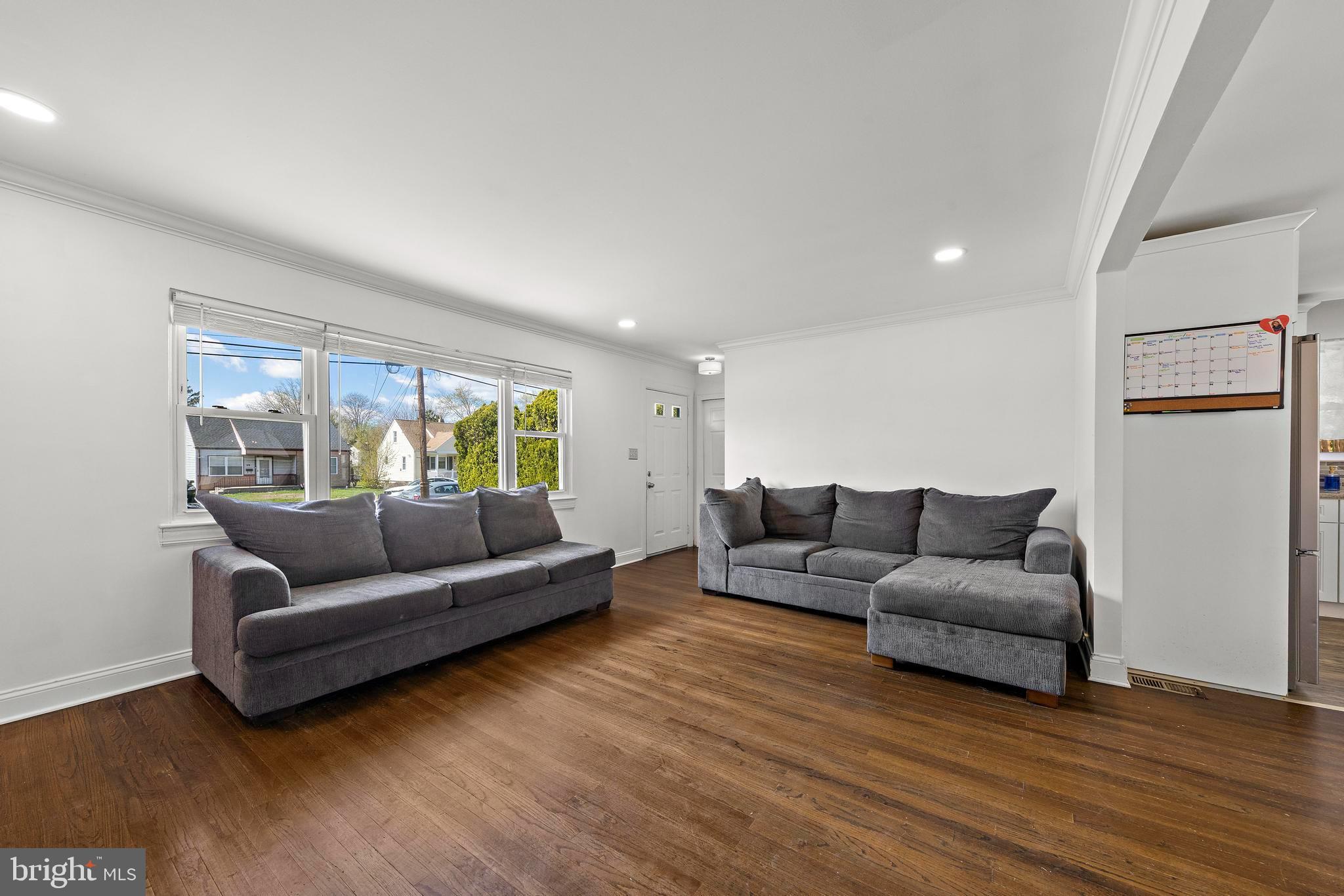 32 Ewingville Road Ewing, NJ 08638 - Photo 5 of 32