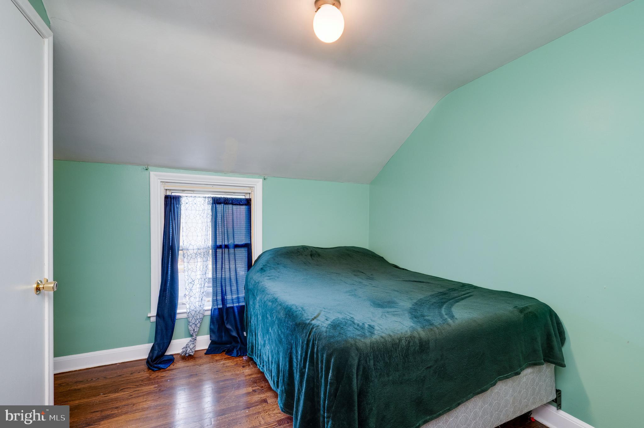 117 East Broad Street Reading, PA 19607 - Photo 21 of 33 a view of a bedroom