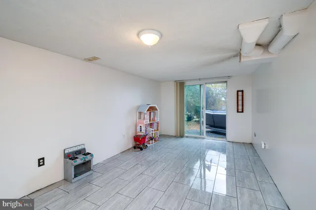 $2,350 | 117 East Broad Street, Reading, PA 19607