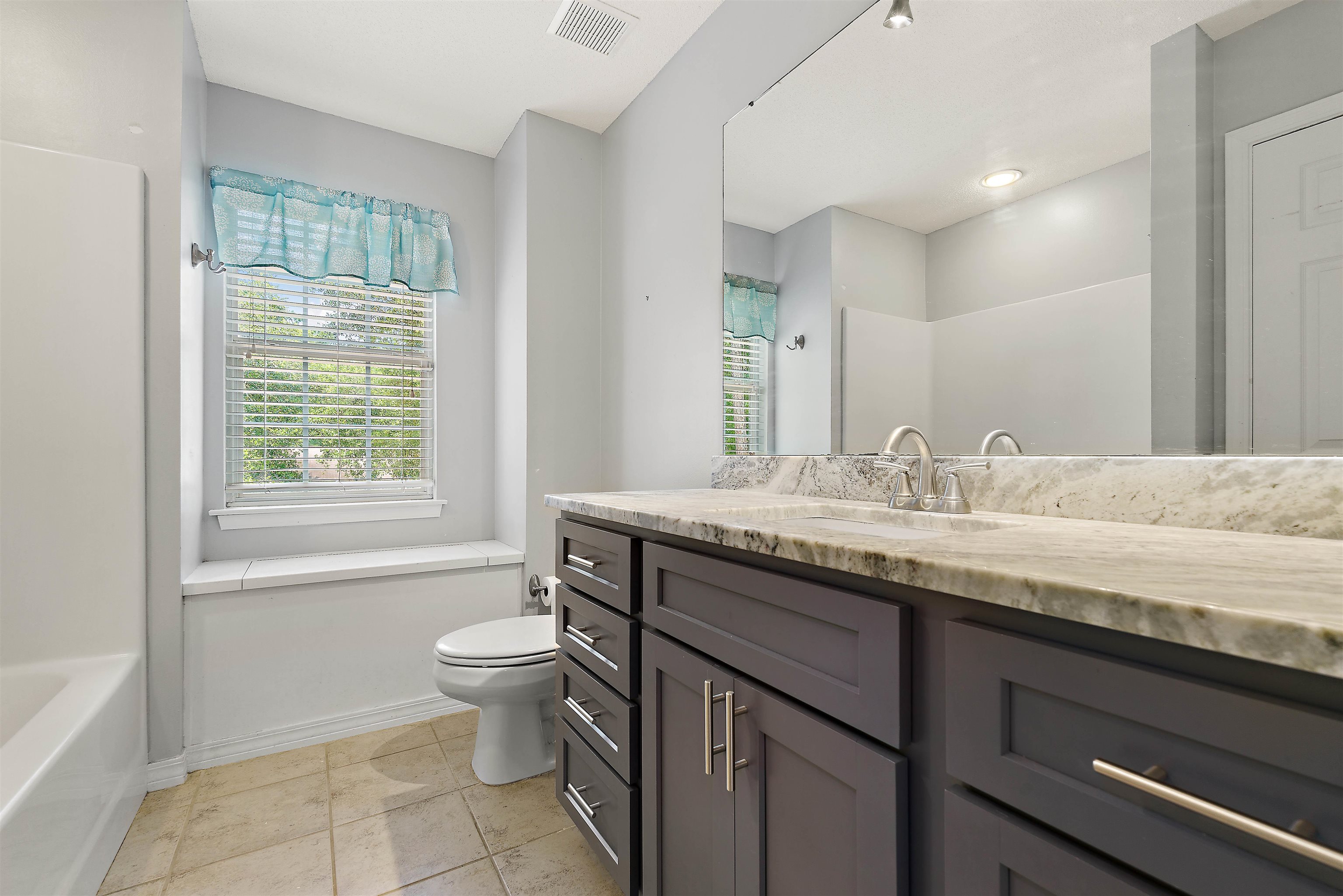 114 Montclair Loop Daphne, AL 36526 - Photo 21 of 30