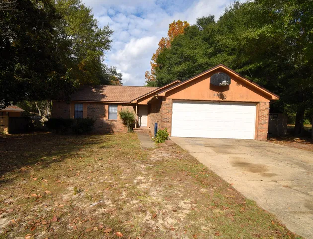 $195,500 | 204 Southview Drive, Crestview, FL 32536