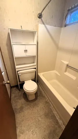 $195,500 | 204 Southview Drive, Crestview, FL 32536