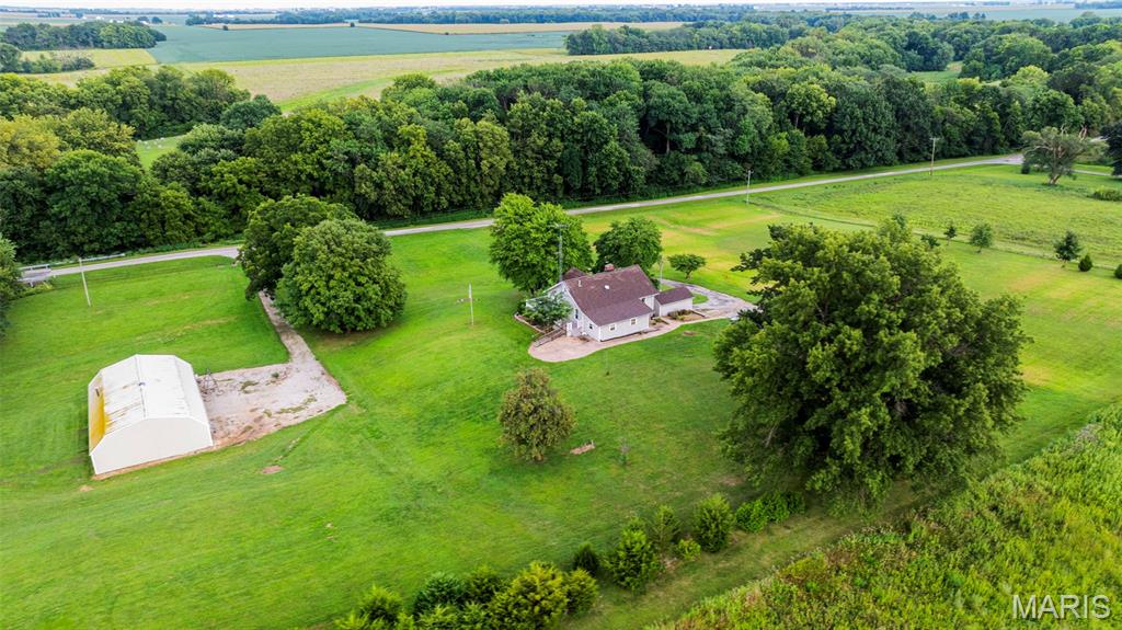 25159 East County Line Road Waggoner, IL 62572 - Photo 6 of 49 Gallery Image 6