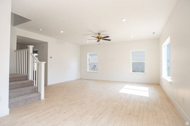 1102 1060 West Salem, UT 84653 - Photo 4 of 15 Living room
