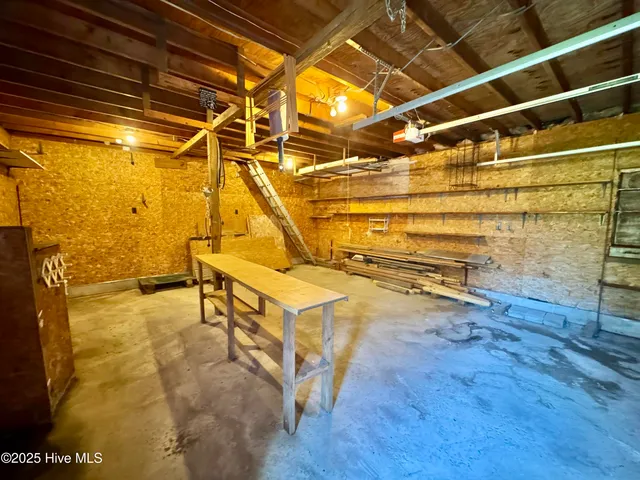 $399,900 | 153 Edgewater Drive, Grandy, NC 27939