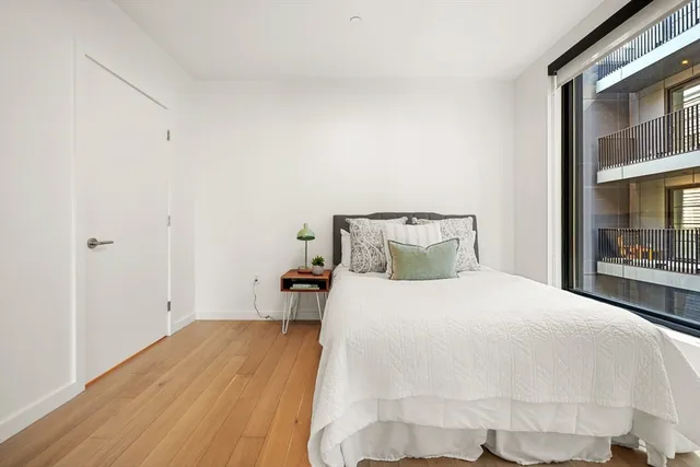 $2,950 | 21-35 West 2nd Street, Unit 407, Boston, MA 02127