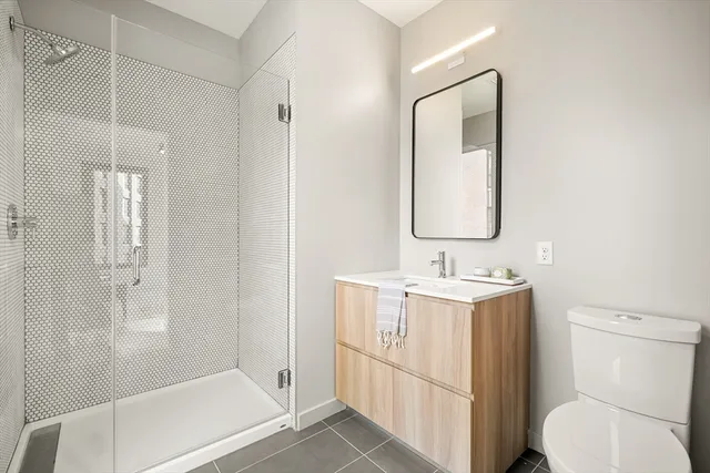 $2,950 | 21-35 West 2nd Street, Unit 407, Boston, MA 02127