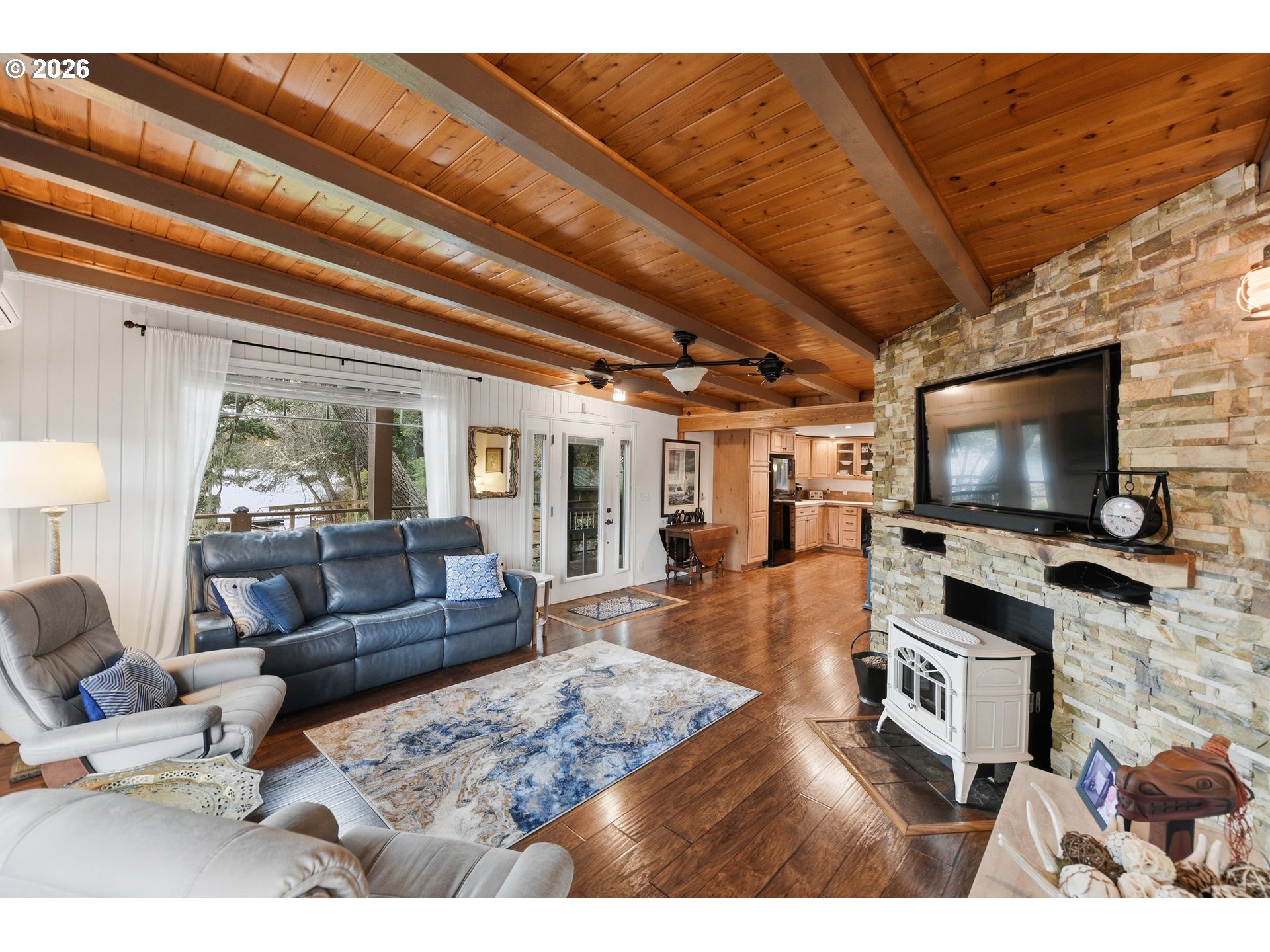 73028 Crannog Road North Bend, OR 97459 - Photo 12 of 47