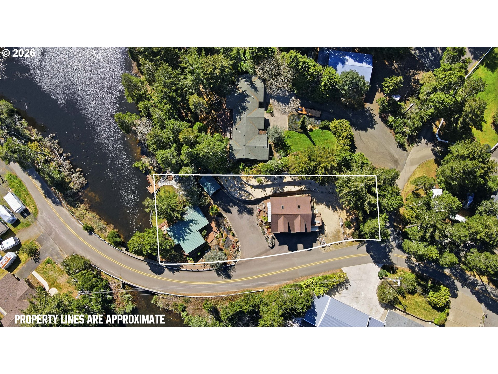 73028 Crannog Road North Bend, OR 97459 - Photo 5 of 47