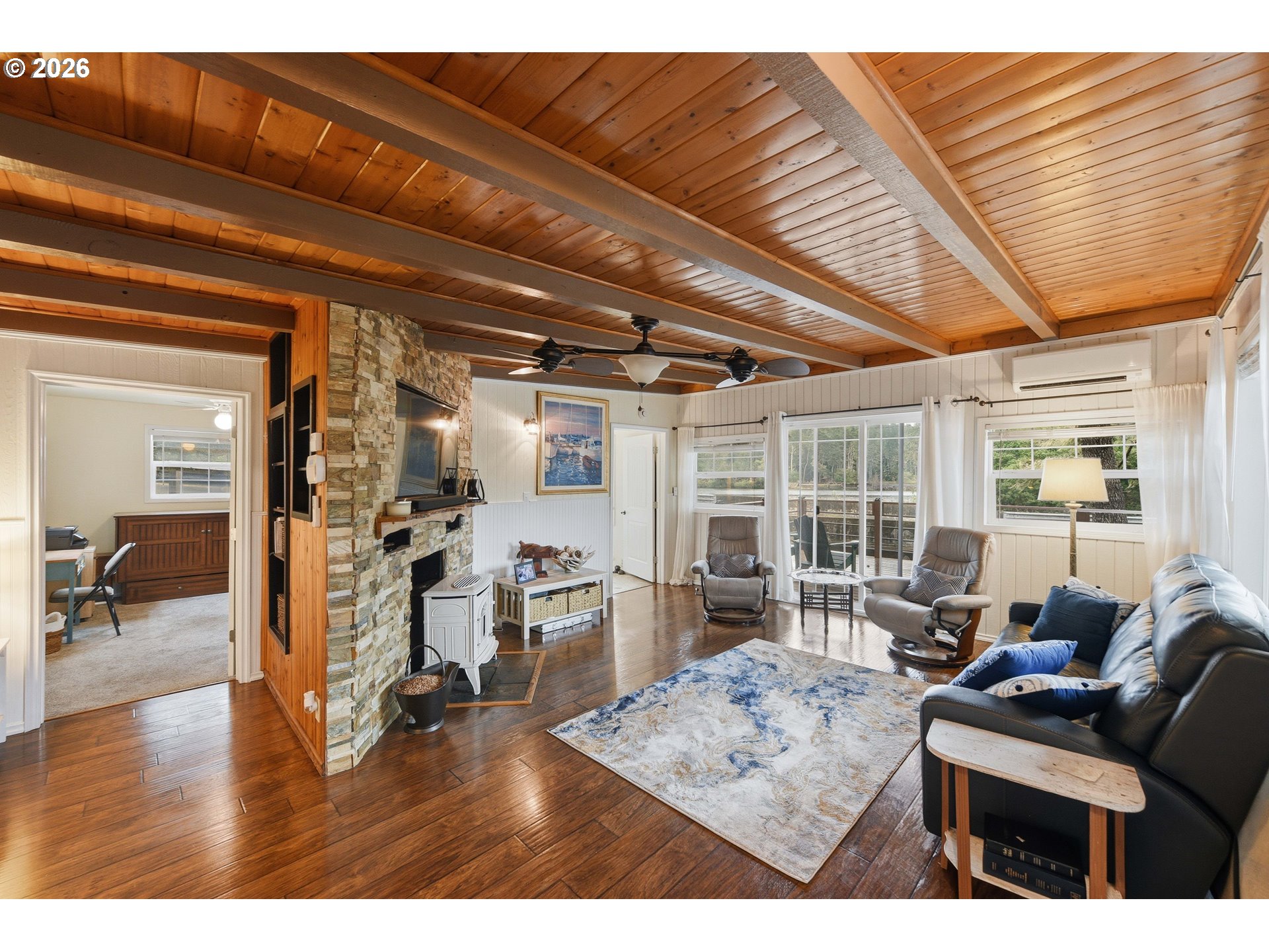 73028 Crannog Road North Bend, OR 97459 - Photo 10 of 47