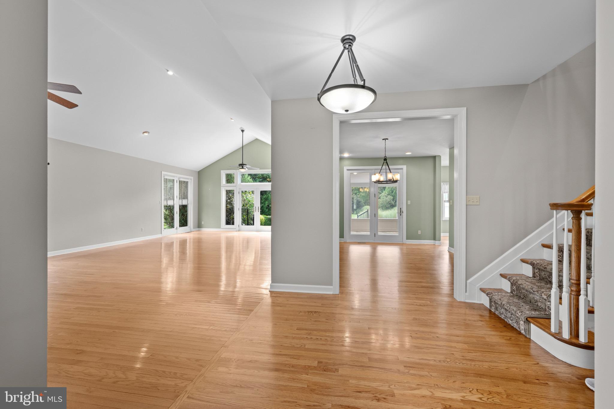 113 Bentons Pleasure Road Chester, MD 21619 - Photo 8 of 53 Spacious entryway with natural light.