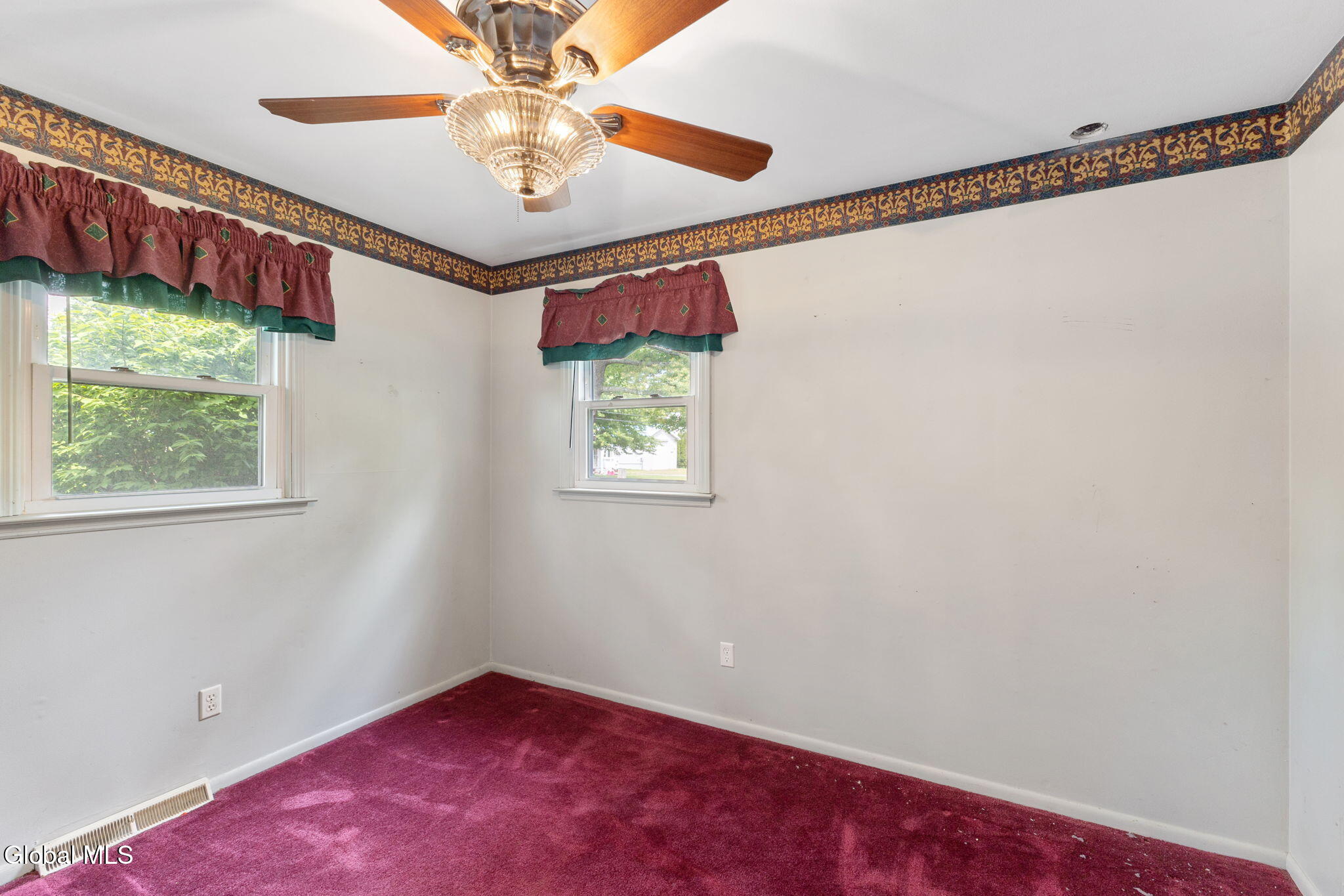 102 Evans Road Rotterdam, NY 12306 - Photo 18 of 42 18