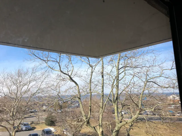 $3,495 | 10 Ocean Boulevard, Unit 2D, Atlantic Highlands, NJ 07716