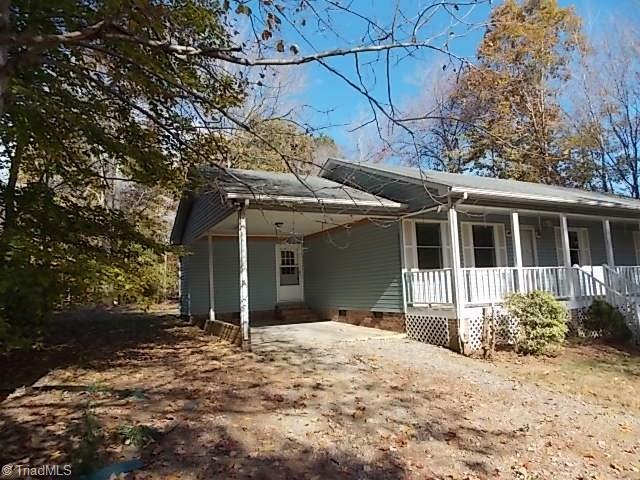 4334 Earnhardt Road Asheboro, NC 27205 - Photo 2 of 22