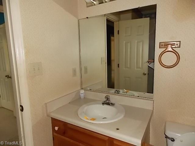 4334 Earnhardt Road Asheboro, NC 27205 - Photo 13 of 22