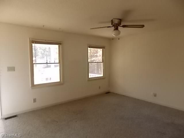 4334 Earnhardt Road Asheboro, NC 27205 - Photo 3 of 22