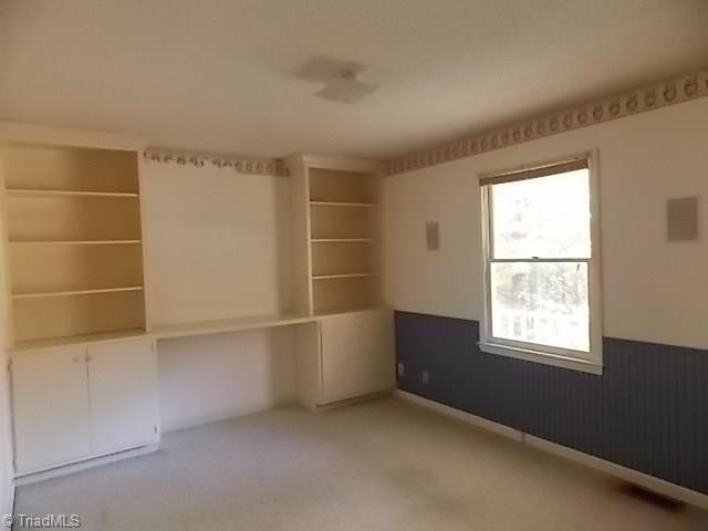 4334 Earnhardt Road Asheboro, NC 27205 - Photo 8 of 22