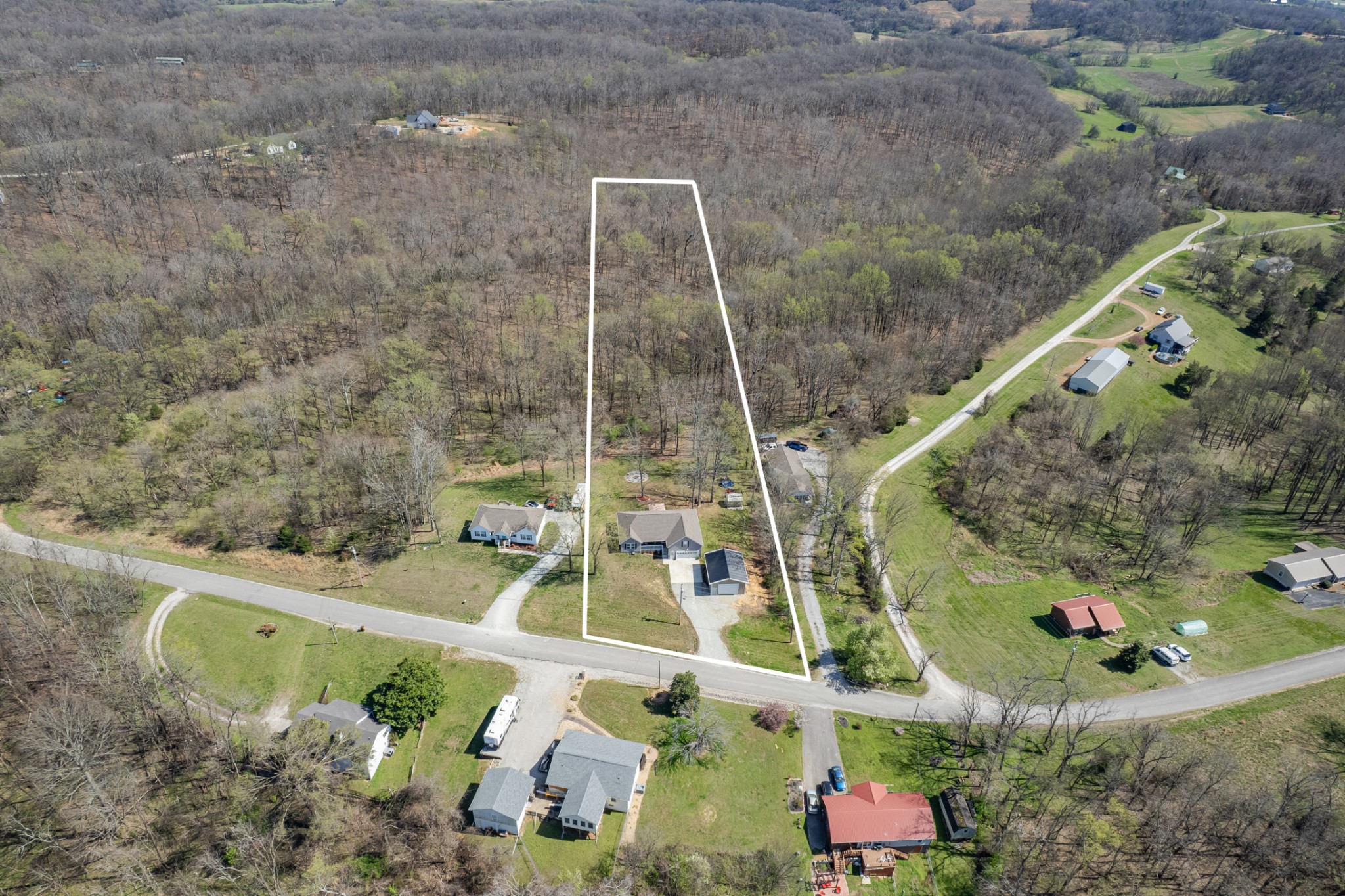 2088 Garner Road Mount Pleasant, TN 38474 - Photo 6 of 96