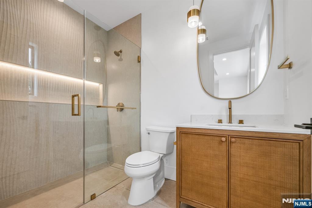190 Denver Road Paramus, NJ 07652 - Photo 40 of 49 Gallery Image 40