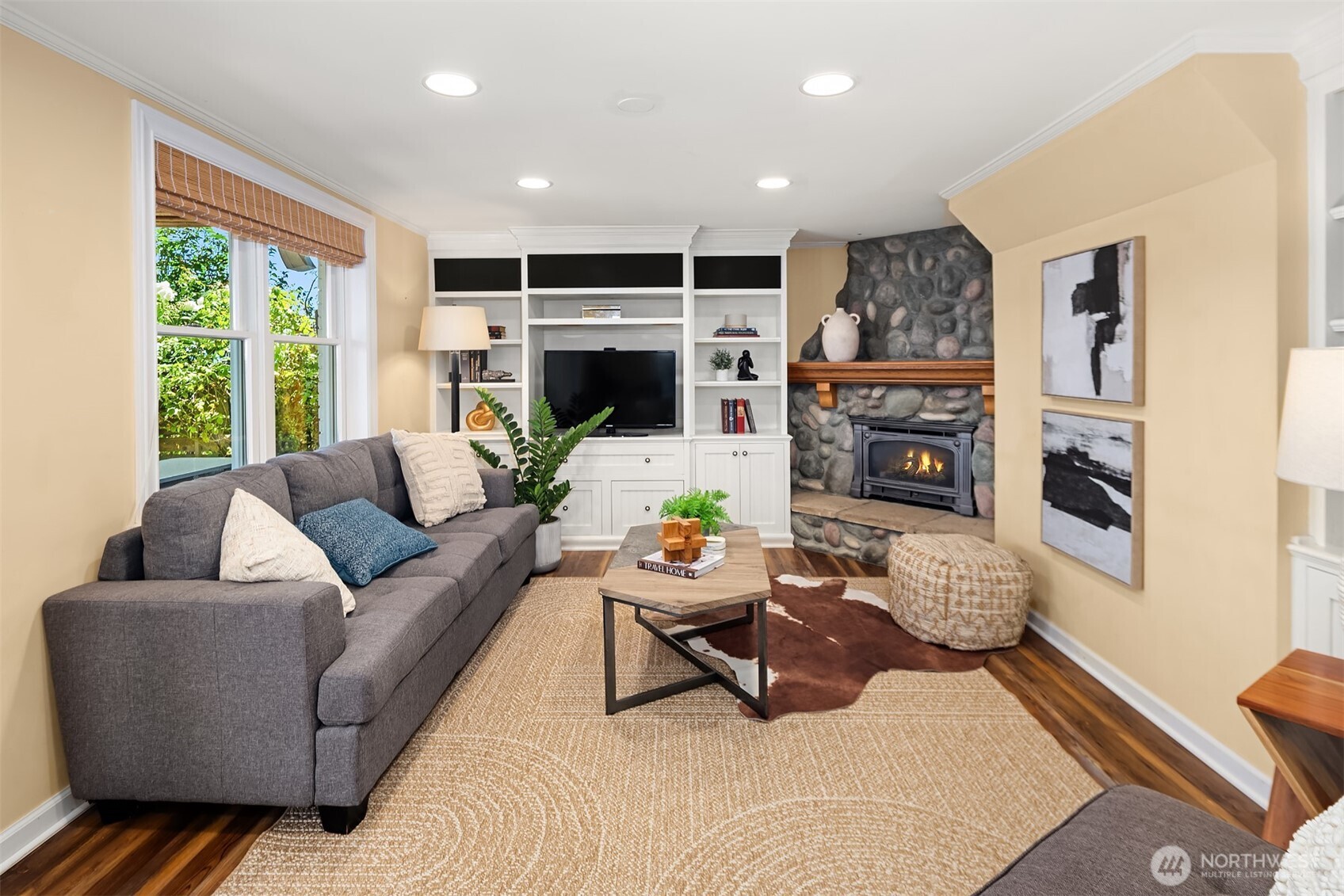 11754 Riviera Place Northeast Seattle, WA 98125 - Photo 24 of 39 Gallery Image 24