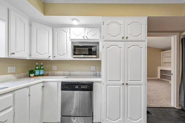 $180,000 | 605 10th Avenue Northwest, Austin, MN 55912