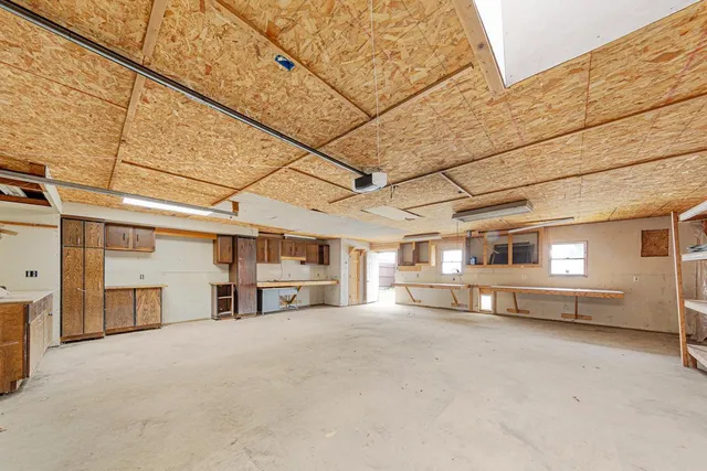 $180,000 | 605 10th Avenue Northwest, Austin, MN 55912