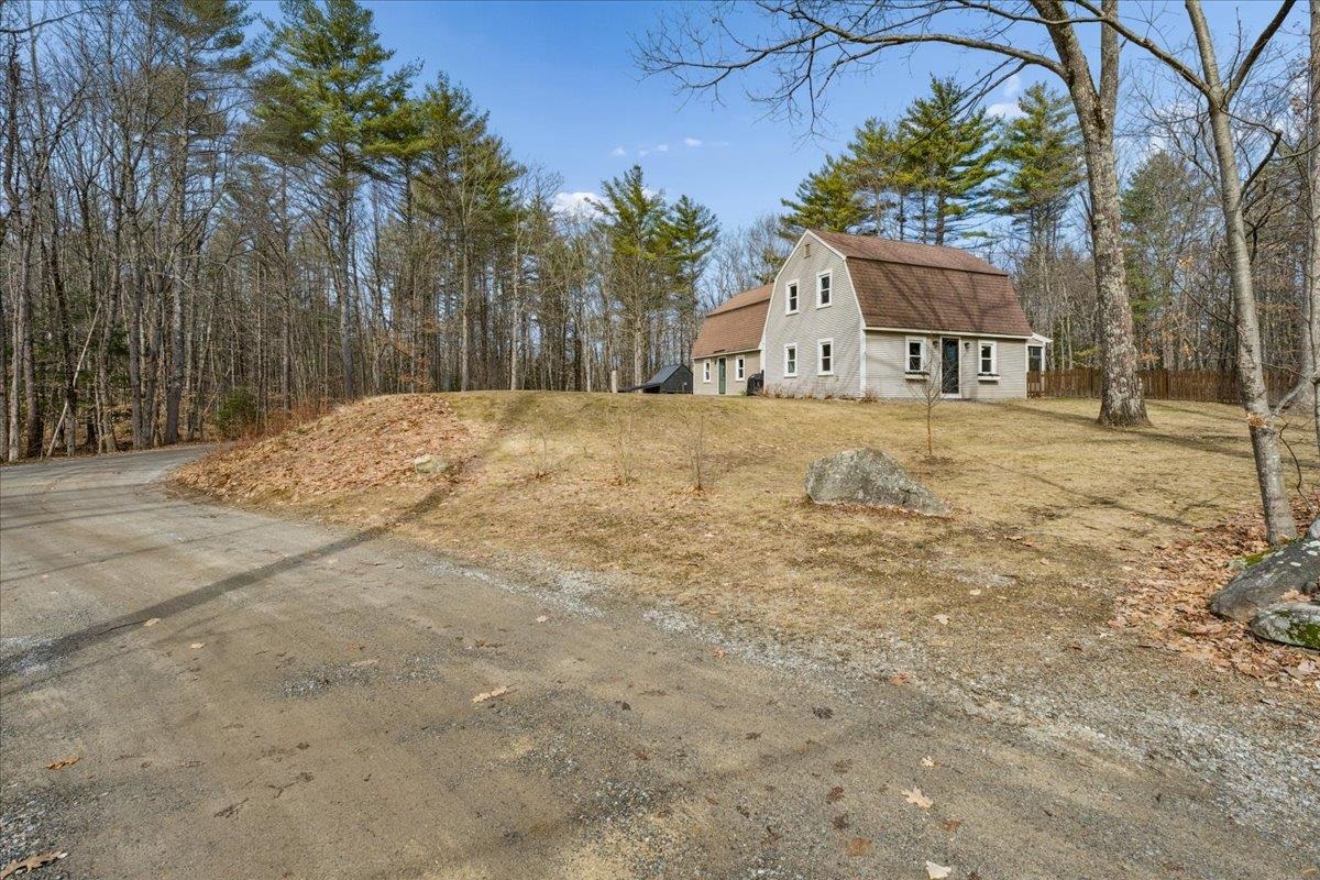 350 S Road Salisbury, NH 03268 - Photo 9 of 60 Gallery Image 9