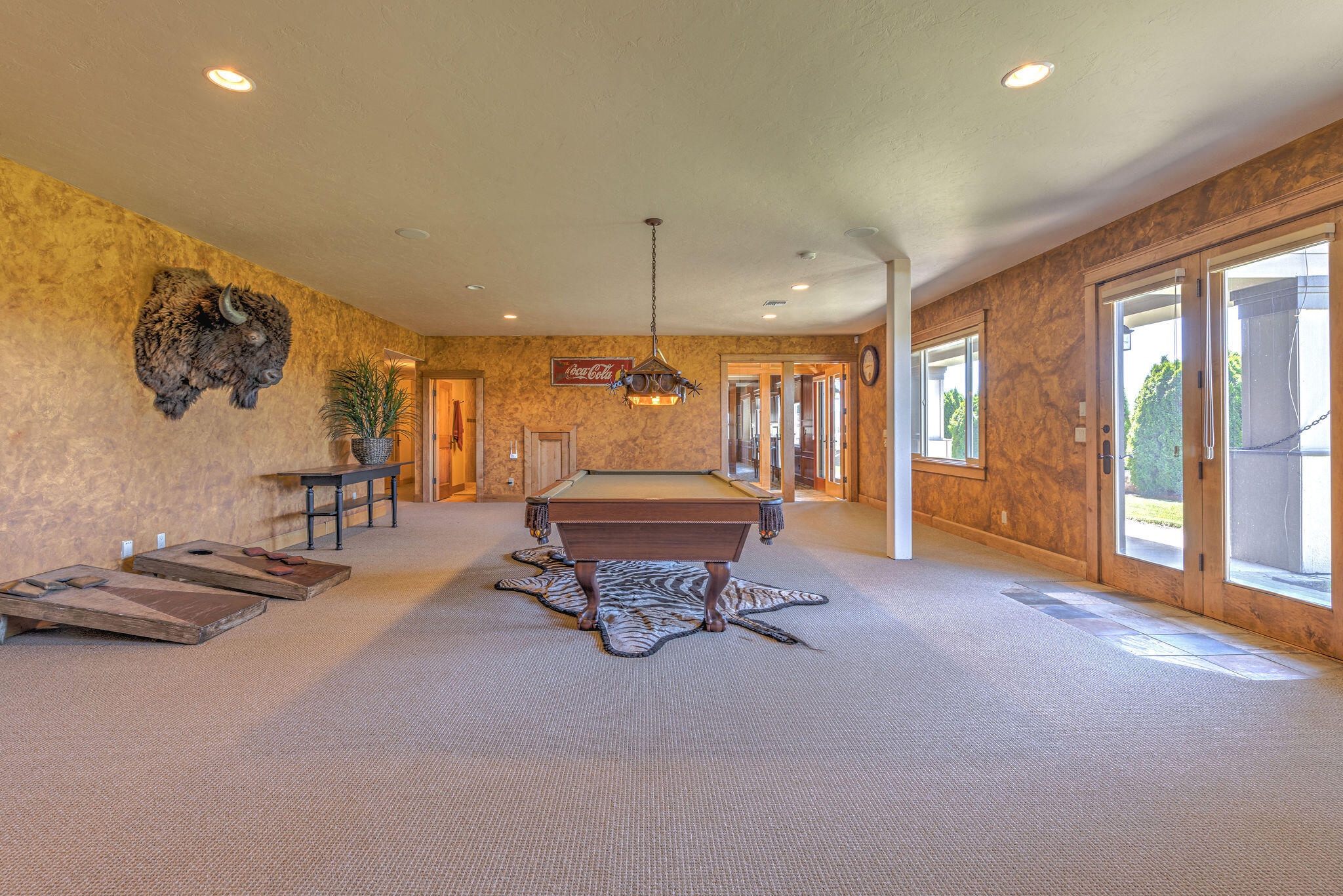 23770 Dodds Road Bend, OR 97701 - Photo 27 of 90 game room