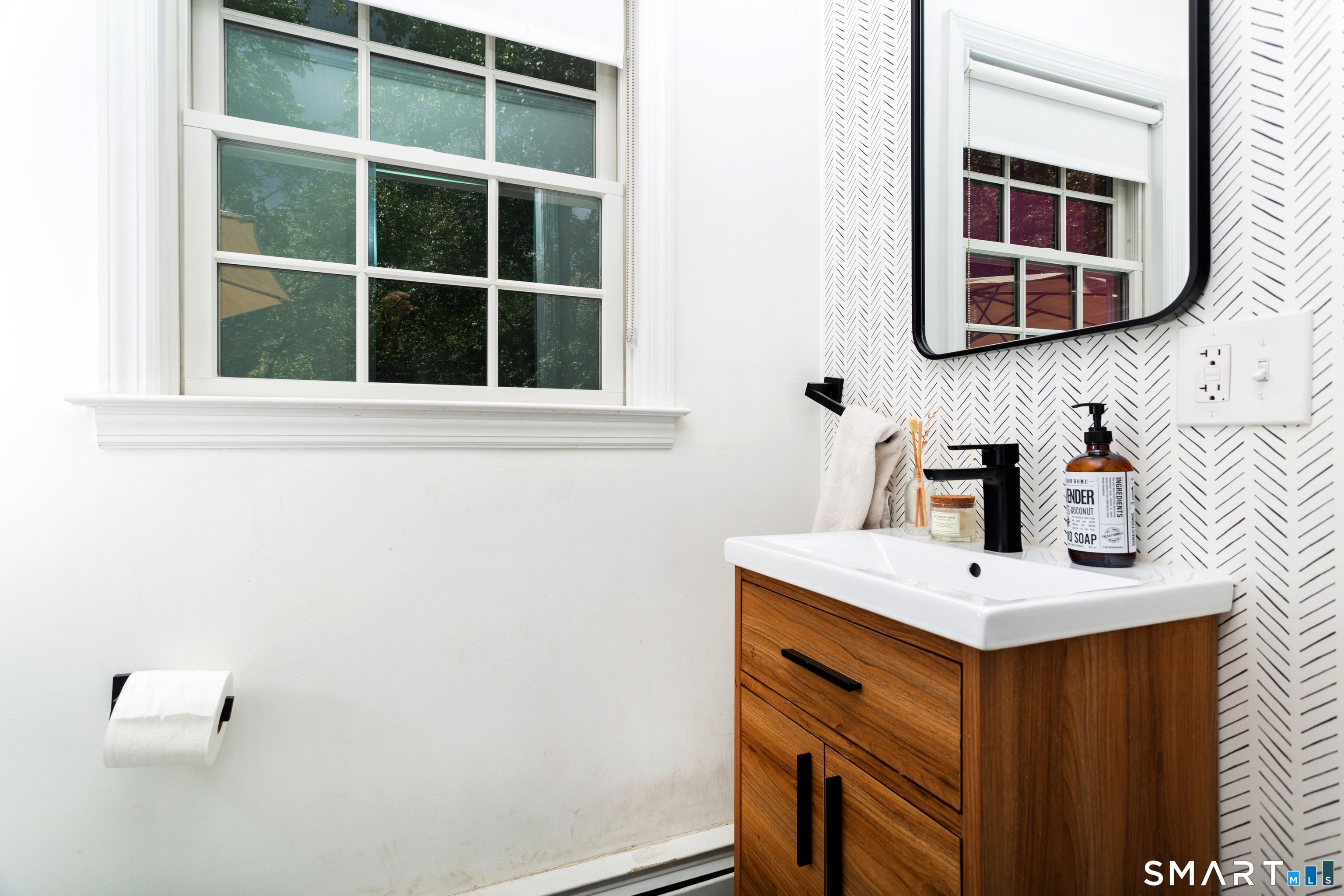 25 Griffith Road Greenwich, CT 06878 - Photo 8 of 19