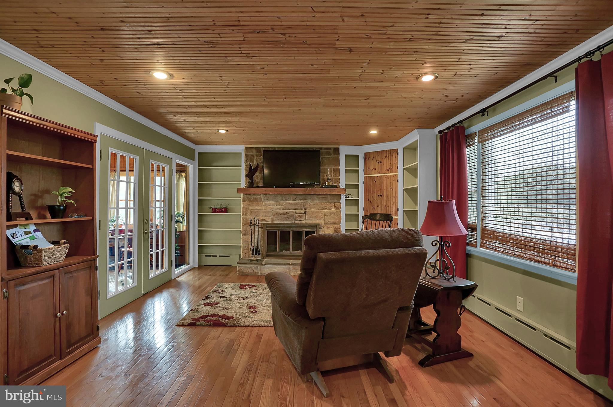 409 Middletown Road Hummelstown, PA 17036 - Photo 7 of 42 Gallery Image 7