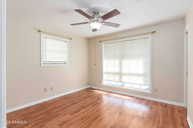 $1,800 | 101 South Wakefield Drive, Lafayette, LA 70503